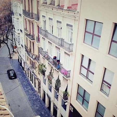Calle Baja -ciutat Vella Апартаменты *